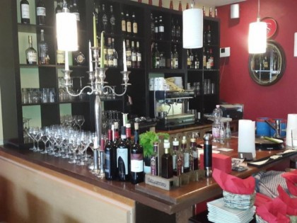 Фото: Angolino im 1/4 mit Trattoria